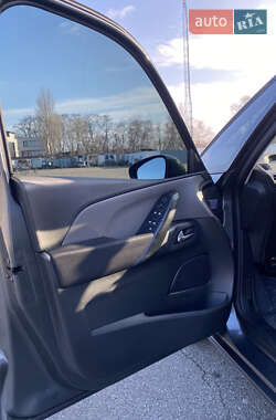 Микровэн Citroen C4 Picasso 2013 в 