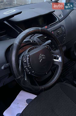 Микровэн Citroen C4 Picasso 2011 в 