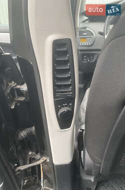 Микровэн Citroen C4 Picasso 2008 в 