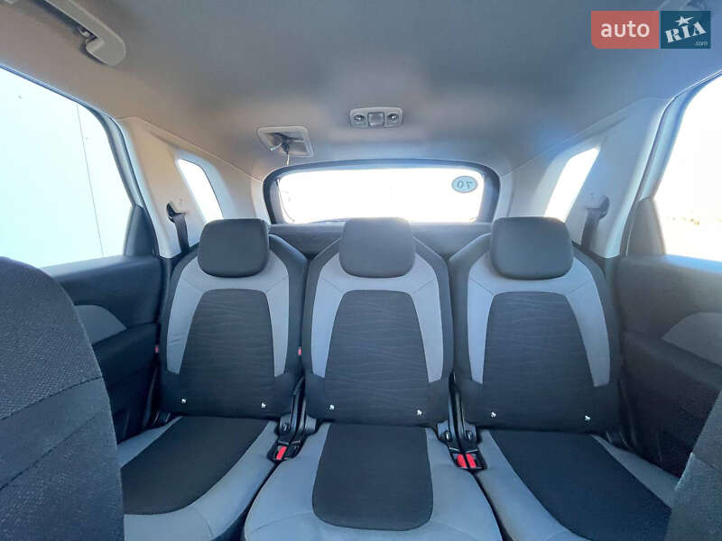 Мікровен Citroen C4 Picasso 2016 в Коростені