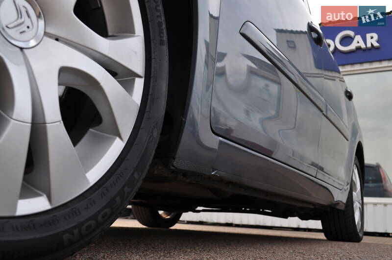 Микровэн Citroen C4 Picasso 2012 в Киеве