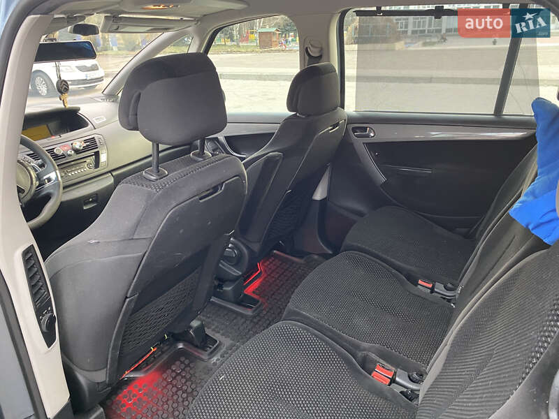 Минивэн Citroen C4 Picasso 2007 в Кривом Роге фото 24 Минивэн Citroen C4 Picasso 2007 в Кривом Роге