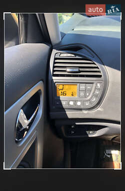 Микровэн Citroen C4 Picasso 2010 в 