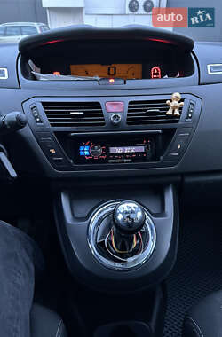 Микровэн Citroen C4 Picasso 2010 в 