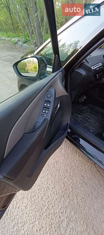 Микровэн Citroen C4 Picasso 2013 в Киеве