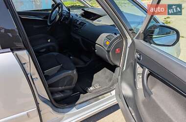Микровэн Citroen C4 Picasso 2010 в 