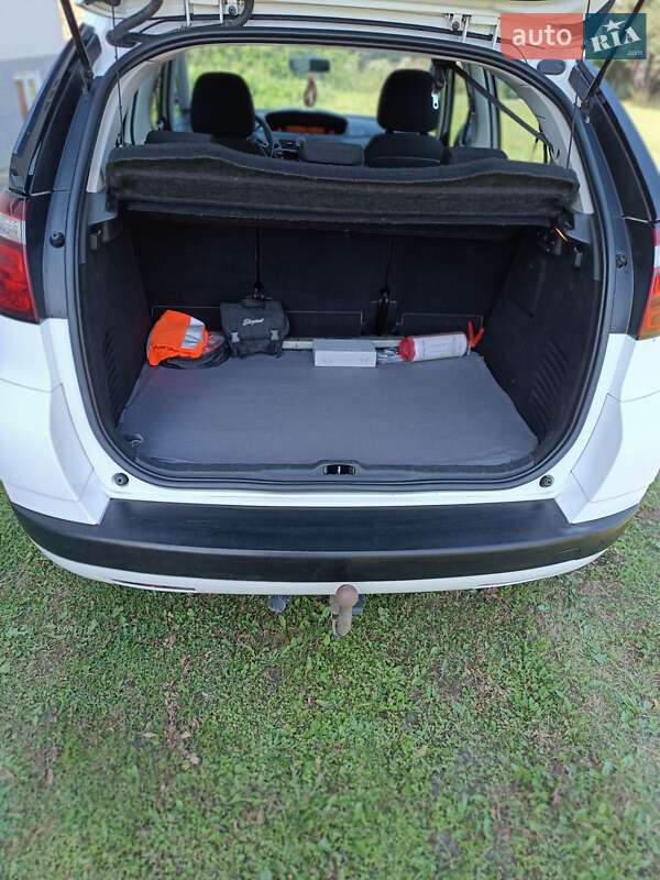 Мікровен Citroen C4 Picasso 2010 в Стрию