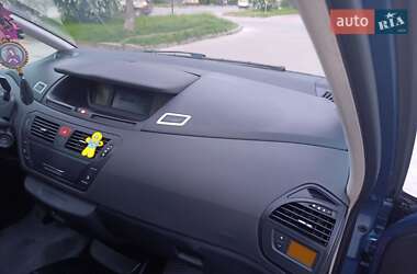 Микровэн Citroen C4 Picasso 2011 в 