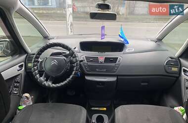 Микровэн Citroen C4 Picasso 2010 в 
