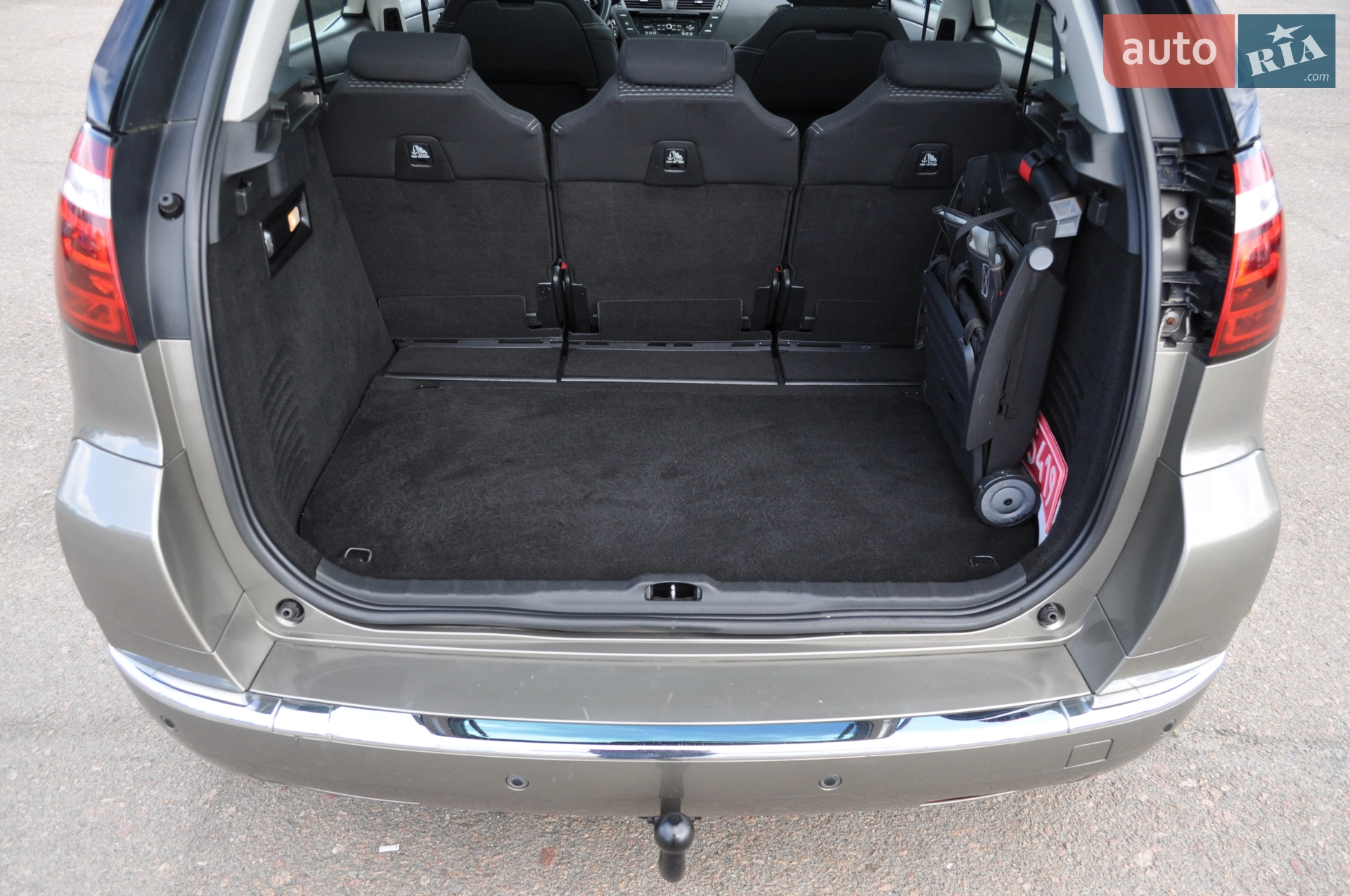 2011 Citroen C4 Picasso - мініатюра 28