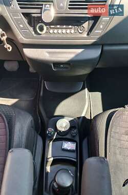 Микровэн Citroen C4 Picasso 2011 в 
