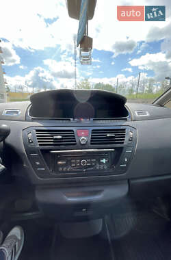 Микровэн Citroen C4 Picasso 2010 в 