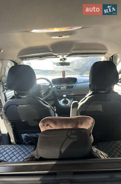 Микровэн Citroen C4 Picasso 2010 в 
