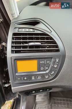 Микровэн Citroen C4 Picasso 2013 в 