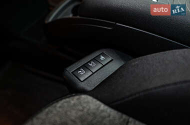 Минивэн Citroen C4 Picasso 2016 в 