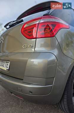 Микровэн Citroen C4 Picasso 2010 в 