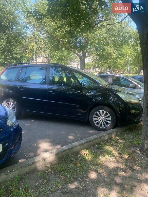 Минивэн Citroen C4 Picasso 2007 в Киеве