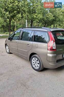 Микровэн Citroen C4 Picasso 2010 в 