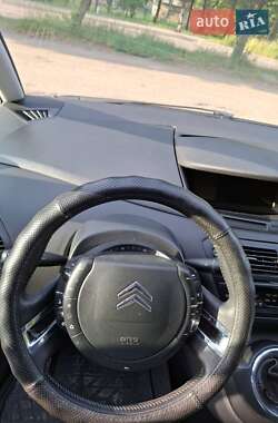 Микровэн Citroen C4 Picasso 2010 в 