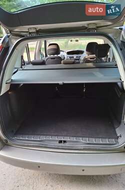 Микровэн Citroen C4 Picasso 2010 в 