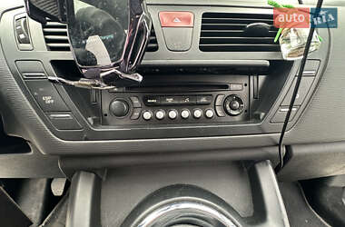 Микровэн Citroen C4 Picasso 2011 в 