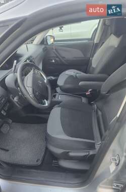 Микровэн Citroen C4 Picasso 2015 в 