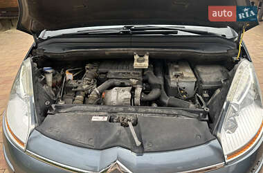 Микровэн Citroen C4 Picasso 2010 в 