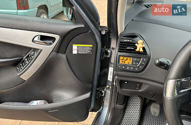 Микровэн Citroen C4 Picasso 2010 в 