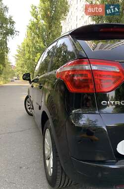 Микровэн Citroen C4 Picasso 2010 в 