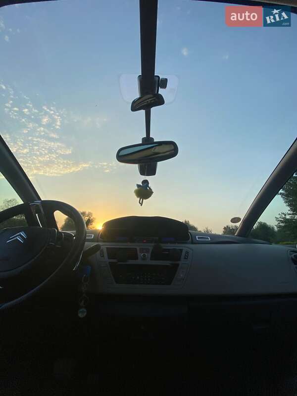 Микровэн Citroen C4 Picasso 2007 в Ирпене фото 28 Микровэн Citroen C4 Picasso 2007 в Ирпене
