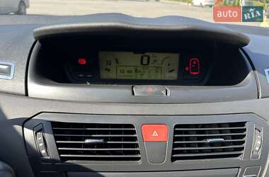Микровэн Citroen C4 Picasso 2011 в 