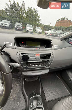 Микровэн Citroen C4 Picasso 2010 в 
