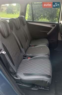 Микровэн Citroen C4 Picasso 2010 в 