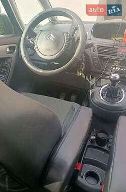 Микровэн Citroen C4 Picasso 2010 в 
