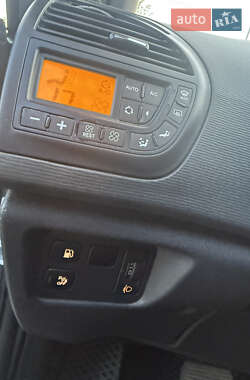 Микровэн Citroen C4 Picasso 2009 в 
