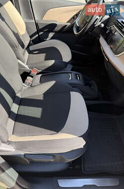 Мікровен Citroen C4 Picasso 2013 в 