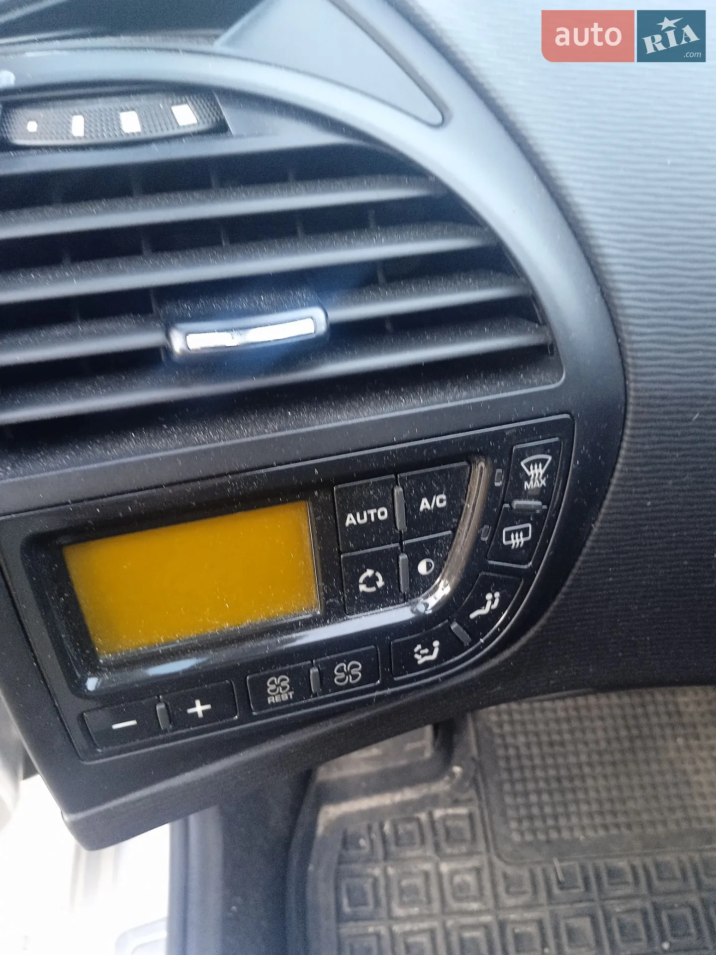 2010 Citroen C4 Picasso - мініатюра 29