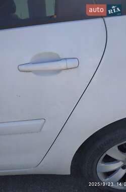 Микровэн Citroen C4 Picasso 2010 в 