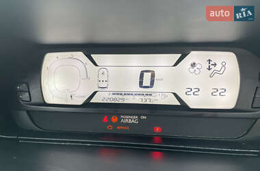 Мікровен Citroen C4 Picasso 2017 в 