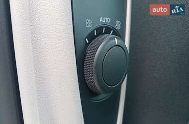 Мікровен Citroen C4 Picasso 2012 в  фото 18 Мікровен Citroen C4 Picasso 2012 в