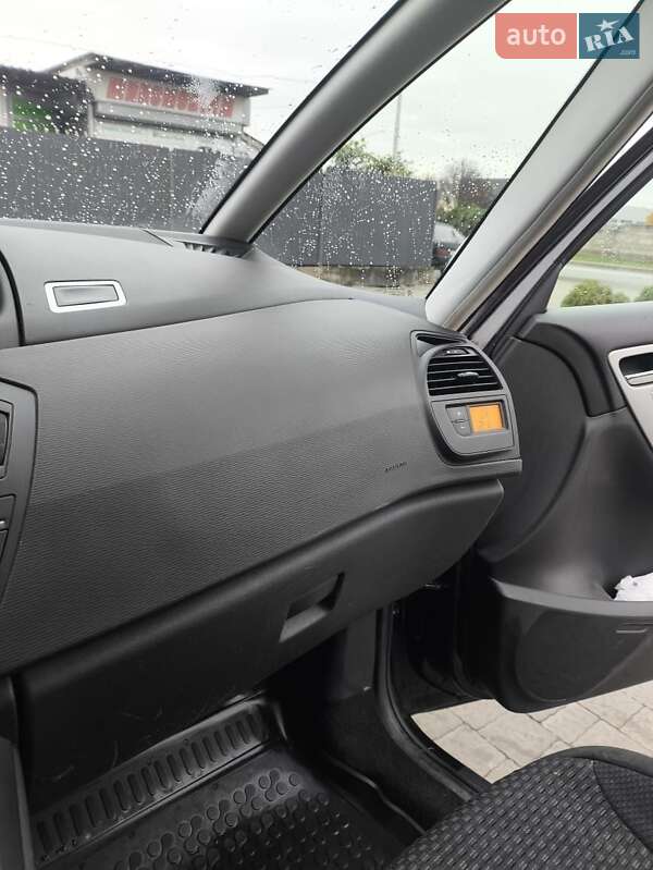 Микровэн Citroen C4 Picasso 2013 в Мукачево