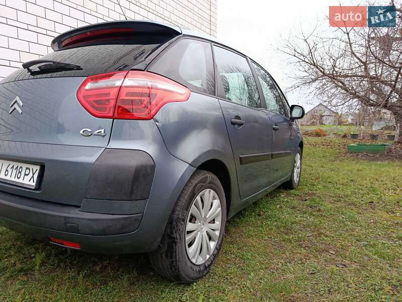 Микровэн Citroen C4 Picasso 2009 в Обухове