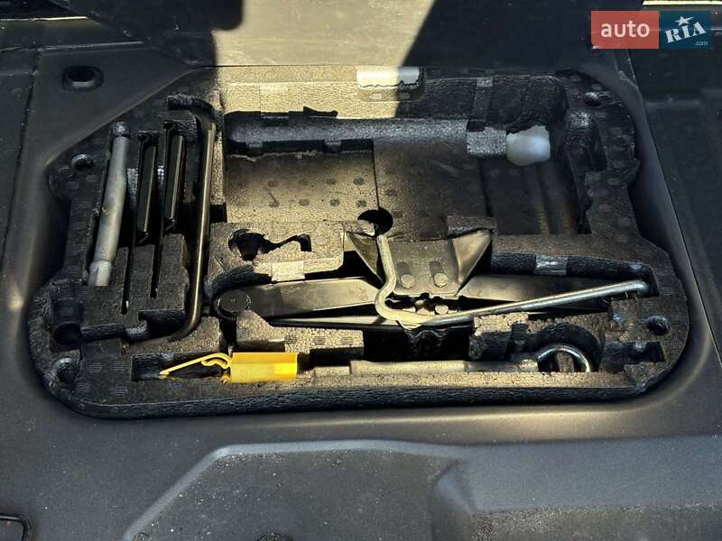 Мікровен Citroen C4 Picasso 2011 в Пулинах фото 16 Мікровен Citroen C4 Picasso 2011 в Пулинах