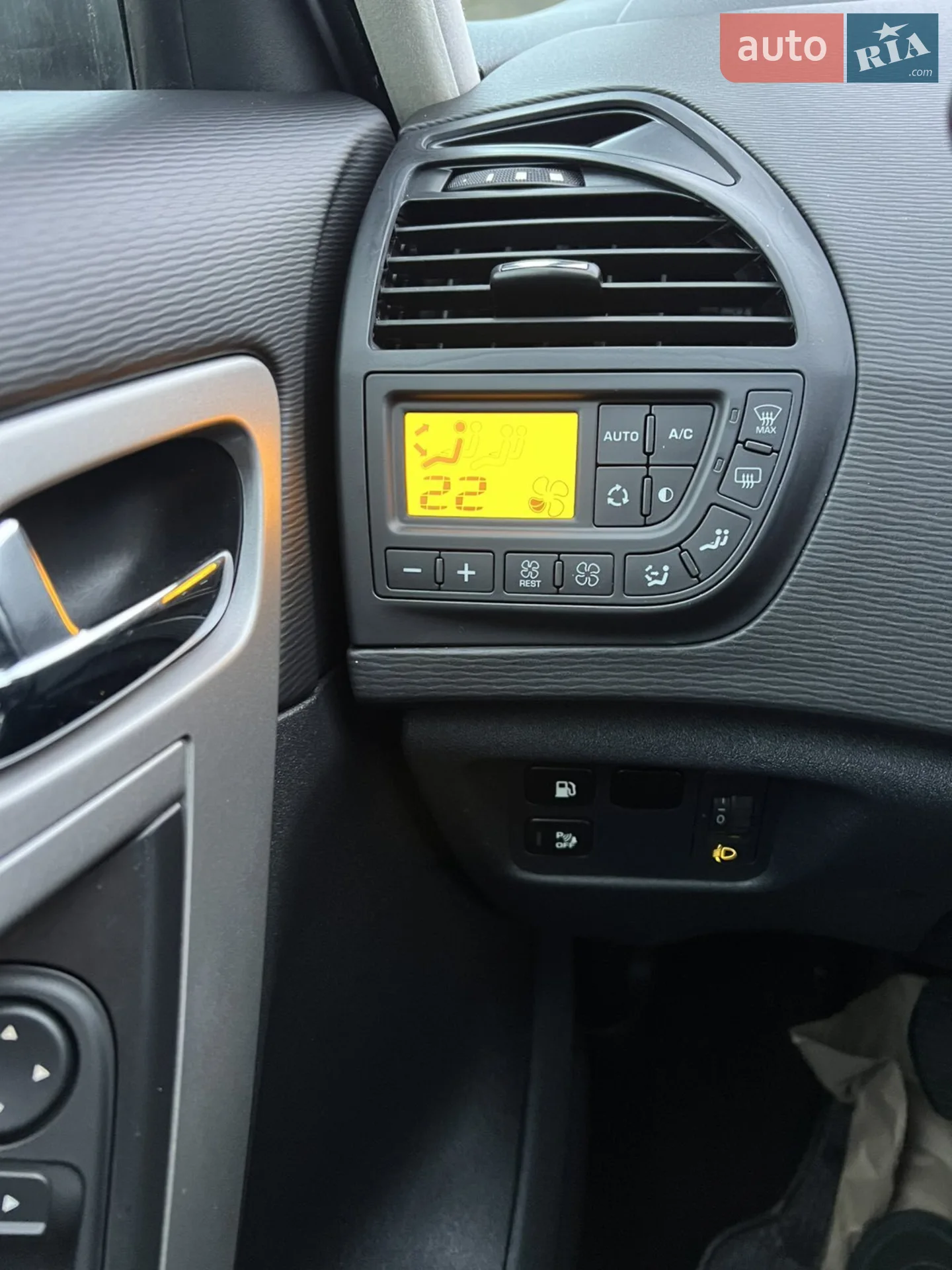 2012 Citroen C4 Picasso - мініатюра 11