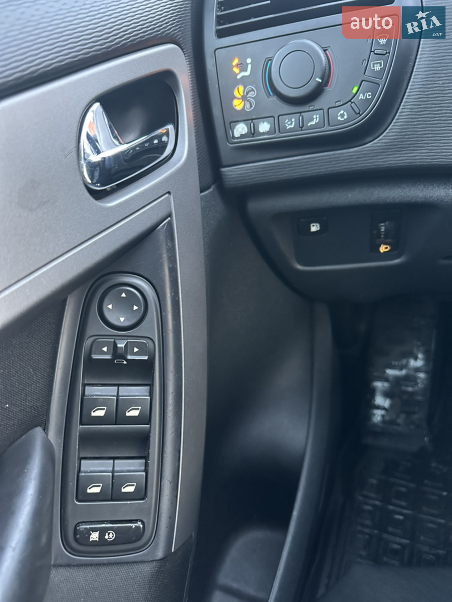 2012 Citroen C4 Picasso - мініатюра 30