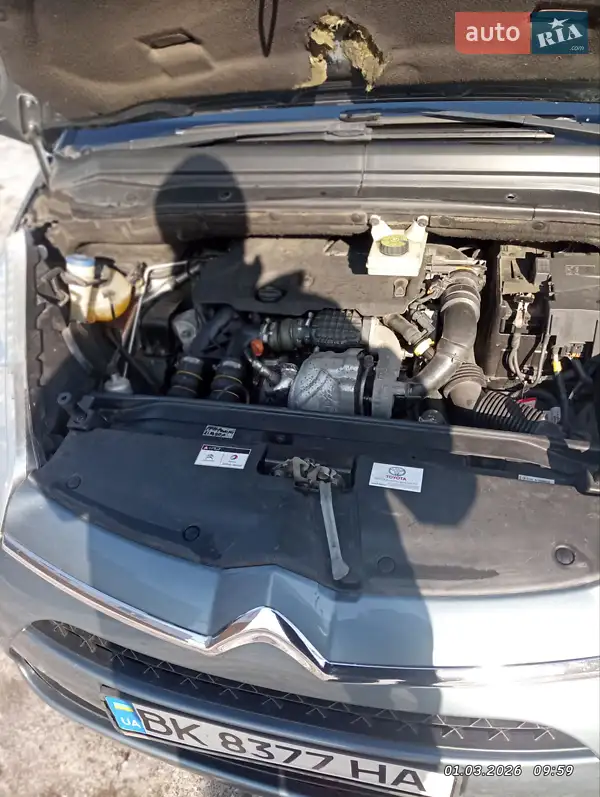 Citroen C4 Picasso 2012 VIN VF7UA9HR8CJ532596 фото оголошення 4 з 55