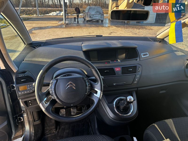 Микровэн Citroen C4 Picasso 2011 в Пулинах