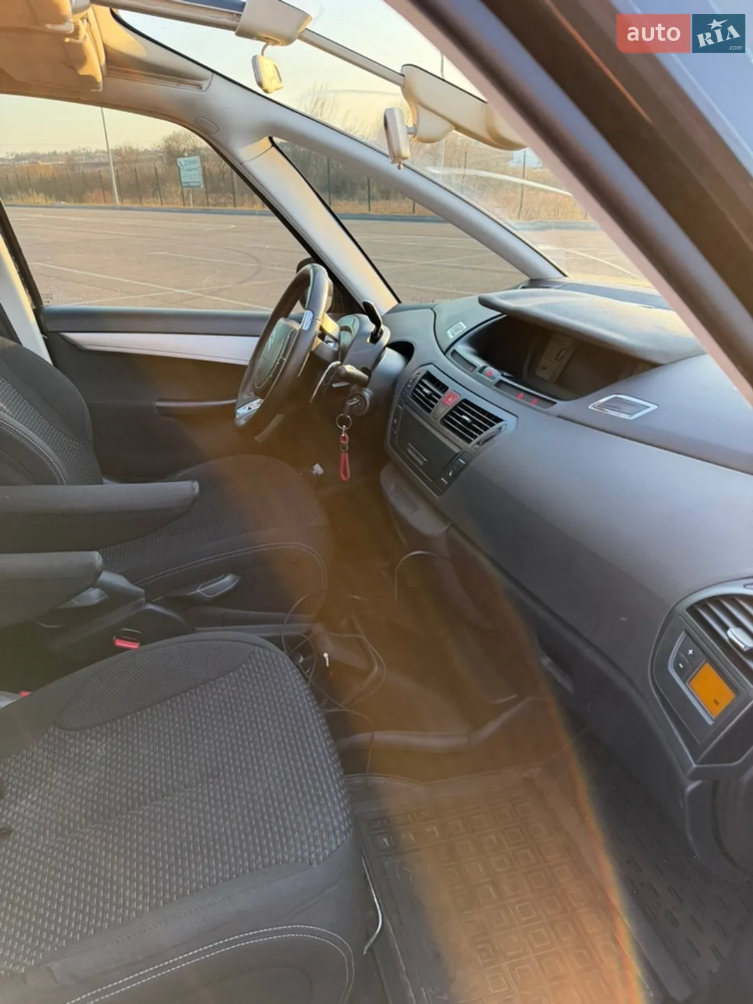 2010 Citroen C4 Picasso - мініатюра 14