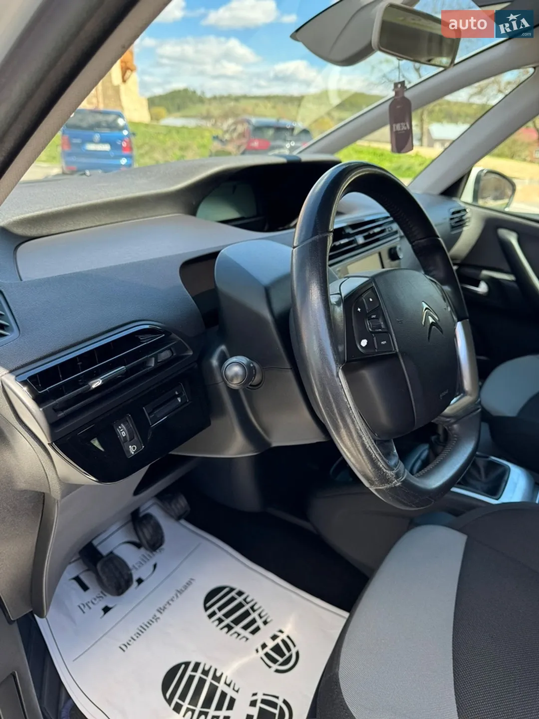 2015 Citroen C4 Picasso - мініатюра 17