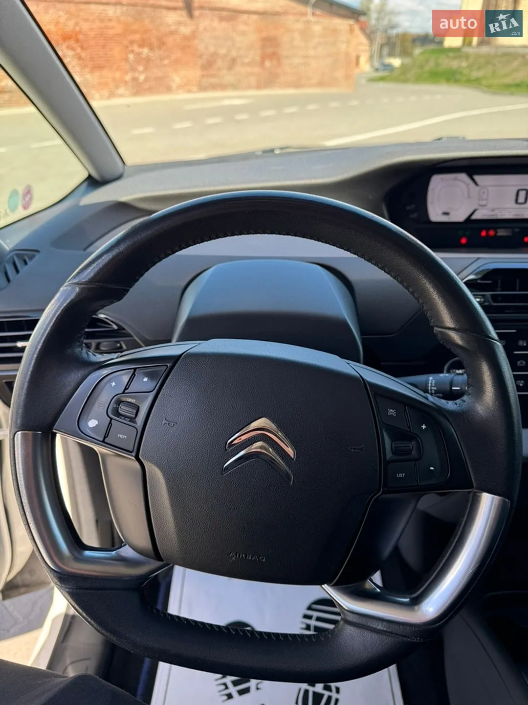 2015 Citroen C4 Picasso - мініатюра 22